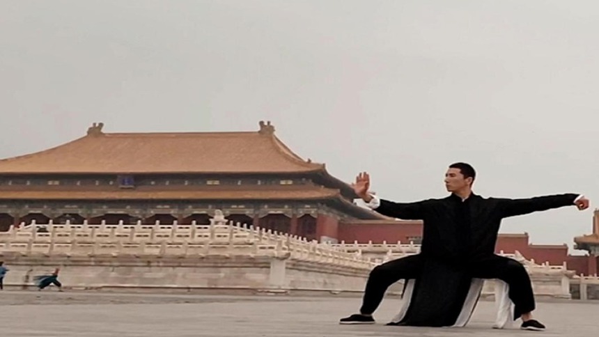 杨德战长衫客系列之八